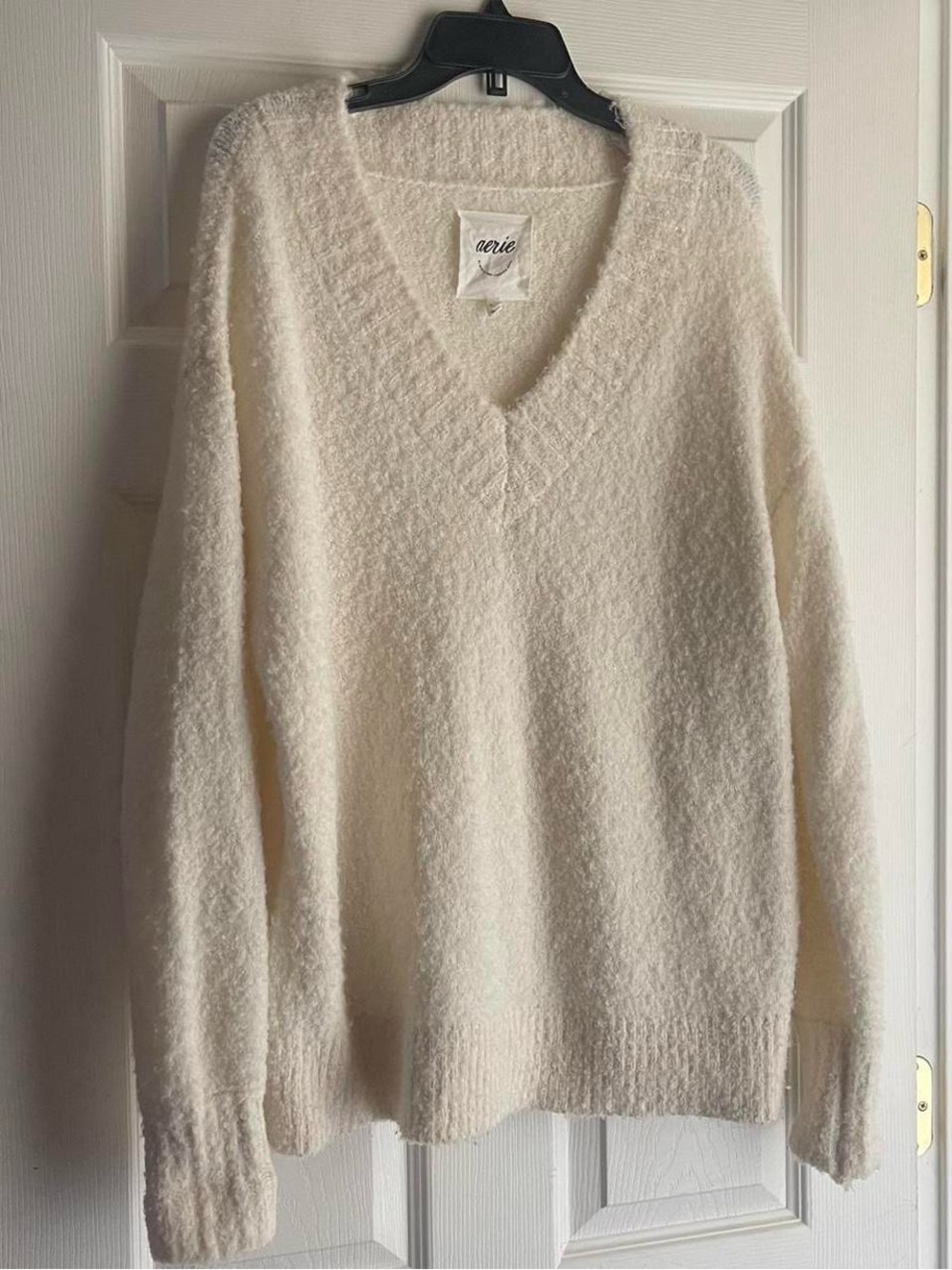 aerie Cream V-Neck Plush Knit Sweater